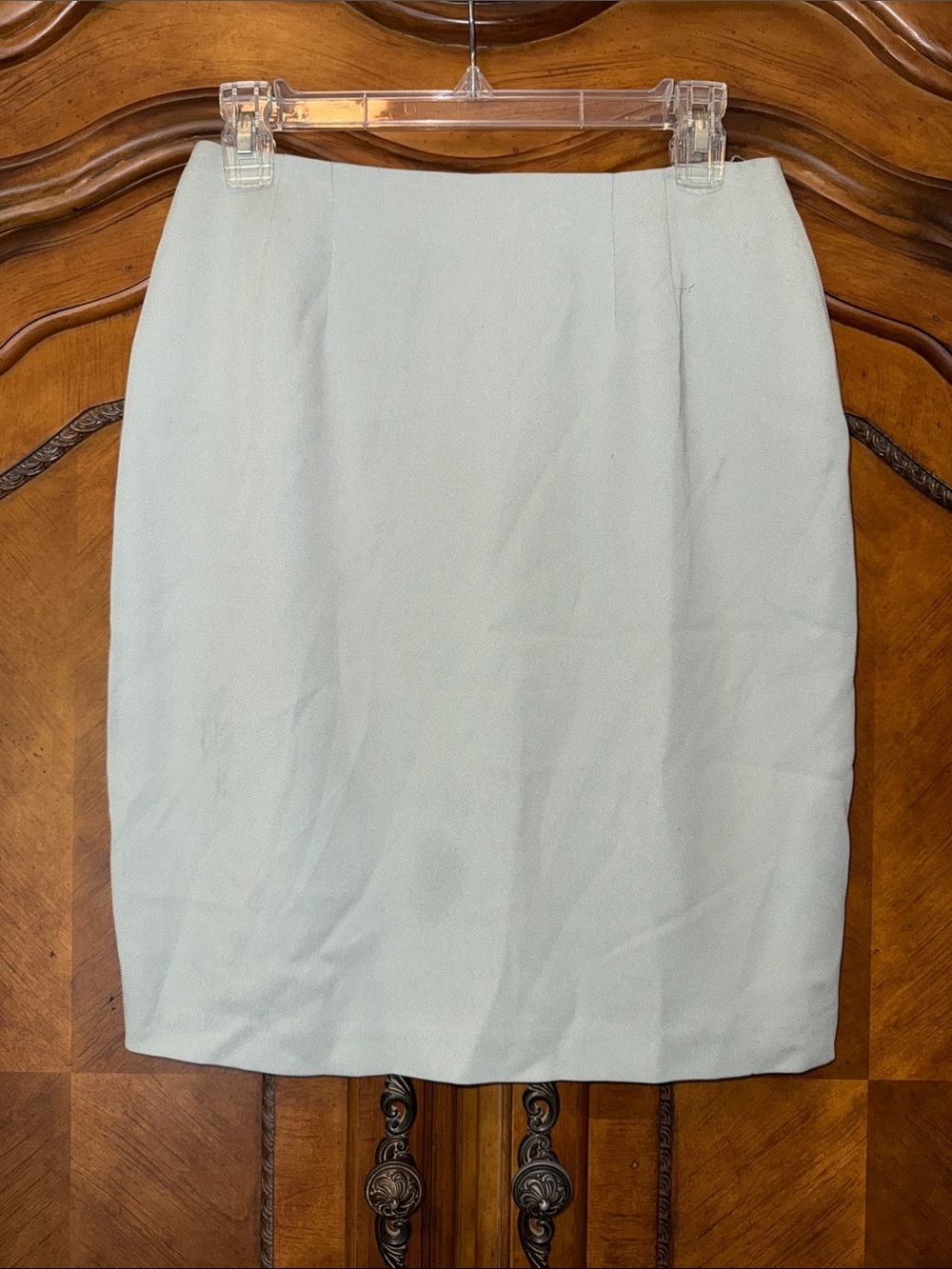 Women's Light sage Pencil Skirt - Sleek Professional Style